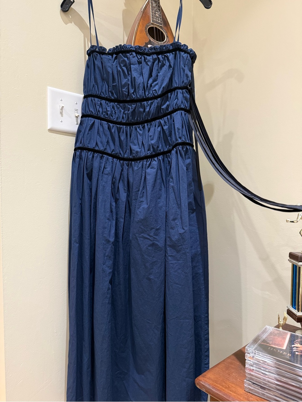 Ciao Lucia Elettra Navy Blue Tiered Midi Dress with Spaghetti Straps - Picture 4 of 8